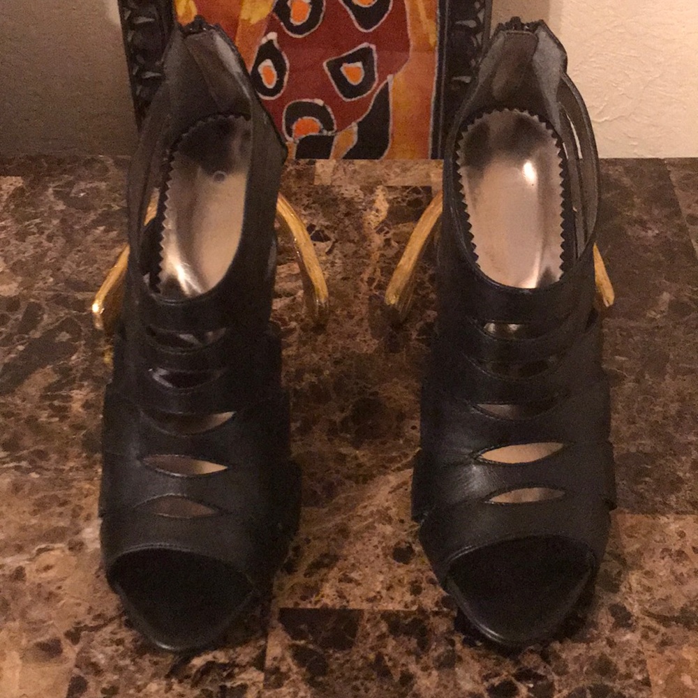 Dilba Heels